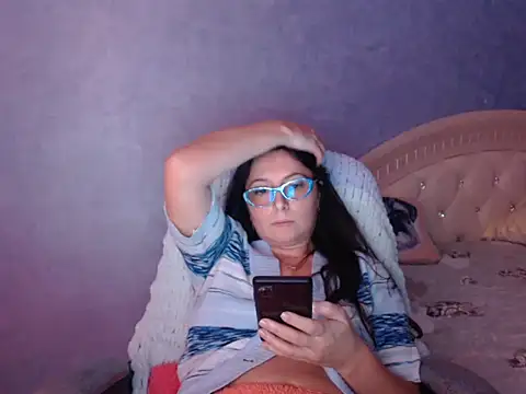LuckyLisa23 webcam