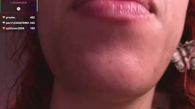 bri_von_dhara__ webcam