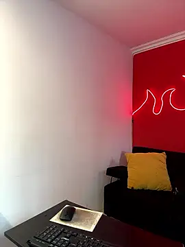 mike_savage3 - Mike_savage3's free webcam - UK Sex Cams