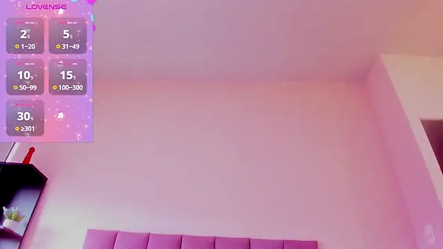 violet_myerrs webcam