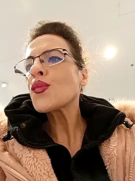 rebeccanoble - RebeccaNoble's free webcam - UK Sex Cams