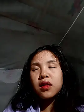 pretty-haert - Pretty-haert's free webcam - UK Sex Cams