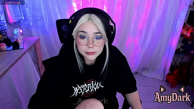 _AmyDark webcam