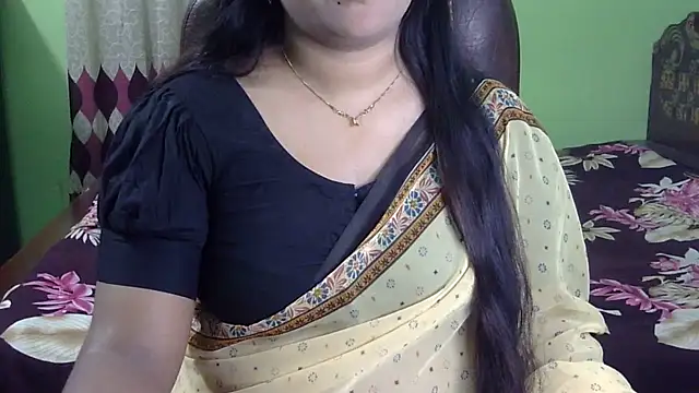BengaliQueenStar webcam