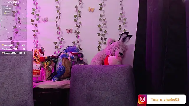 Tina_4_Charlie webcam