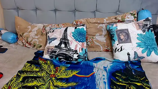 ChocolateClit webcam