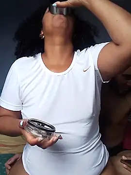 Isabel_and_Heckler webcam