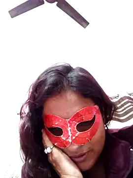 Webcam Model (Gullapi)  is live.Free join now!