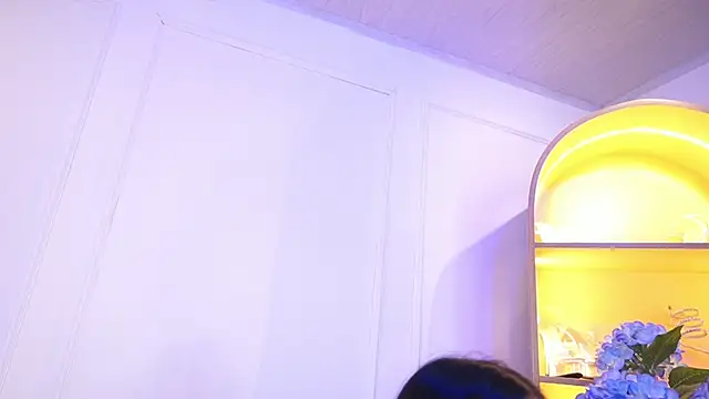 elasummer - Elasummer's free webcam