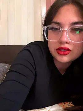 josefasweet (F young) - Show pussy, lush + finger