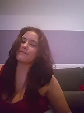 Webcam Model (MiaRides19)  is live.Free join now!