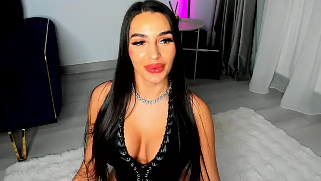 sluttymaddy - SluttyMaddy's free webcam - UK Sex Cams