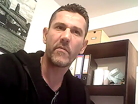 mastercharisma35 (Ask my age) - I am hetero and I am in the office