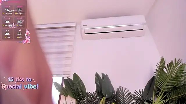 stephanymonroe webcam stripchat model stream image