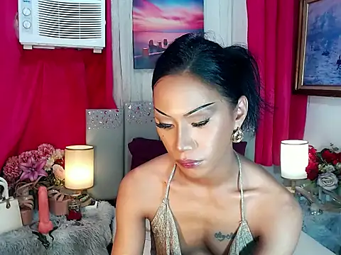 Tarah_MC_Collins webcam