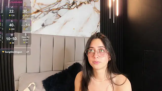 SophieeMoore webcam stripchat model stream image