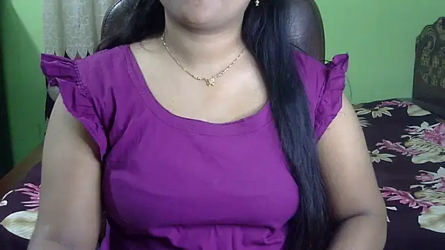 BengaliQueenStar webcam