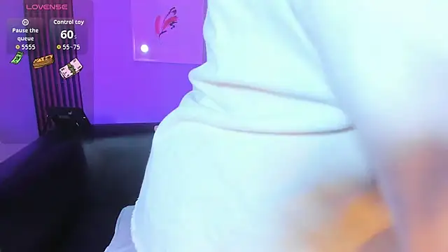 nahiajhonson_ (F young) - Ride the dildo fast and deep♥