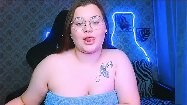 InLoveWithLife26 webcam