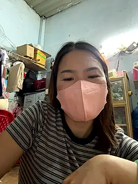 moonlight1234-12 webcam