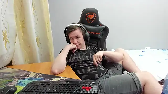 iliaskrislove webcam