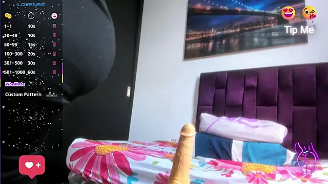 Alicia_Whitee webcam