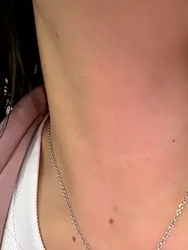 CHARLOTTE__05 webcam