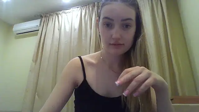 Eva_Harris webcam