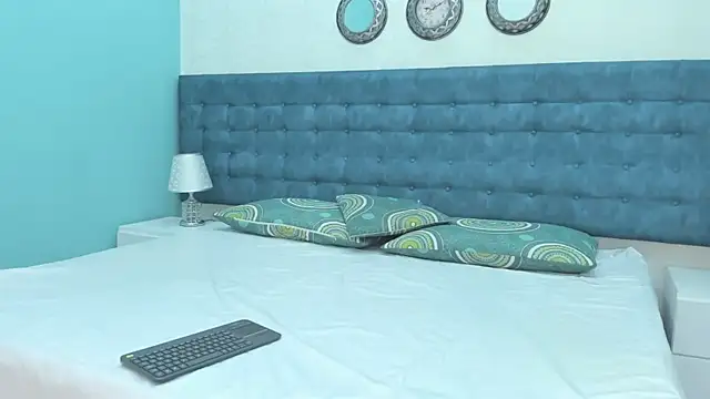 AlahiaCardona webcam