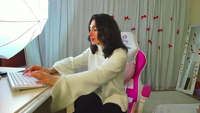 tinaflames - TinaFlames's free webcam - UK Sex Cams