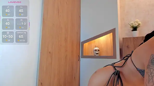 Emilly_Beaumont webcam stripchat model stream image