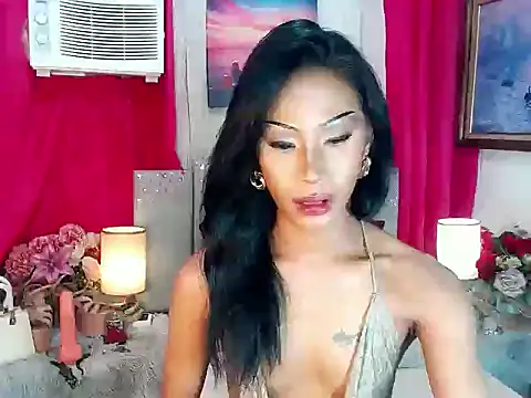 Tarah_MC_Collins webcam