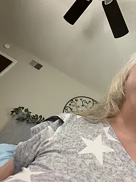 Kaitlyn_Winters webcam