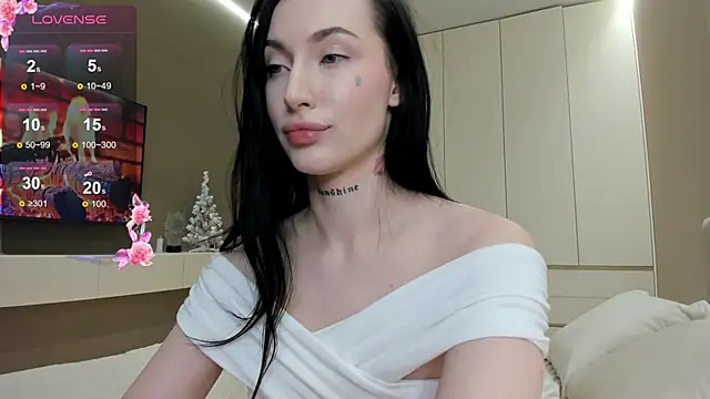 JenniferQueen11 webcam