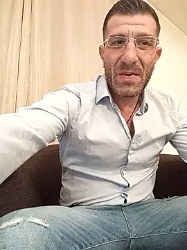 alexdaniel89 (Ask my age) - How what to see me in tha shower