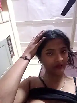 KittyBby14 live cam screenshot female on Gratis Show – Free Live Cams