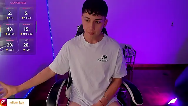 oliver_kyy webcam