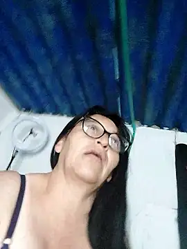 Webcam Model (clarita_01)  is live.Free join now!