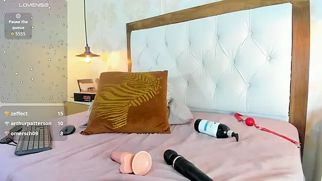 irisclark1 (F young) - ride torso vaquera 🔥😈