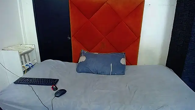 ItsMsBankss02 webcam