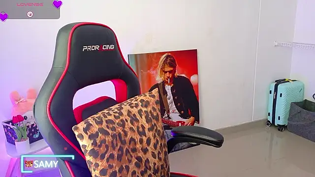 samantha_tattu webcam