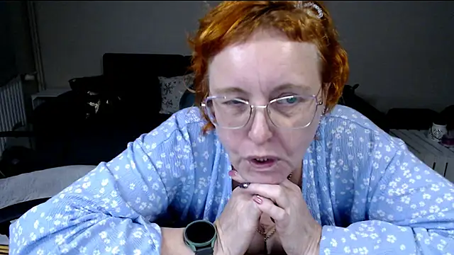 joannaandneighbour (F mature) - Blowjob