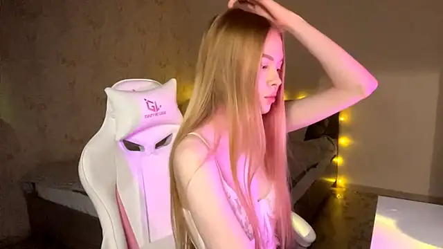 LumiSun webcam stripchat model stream image