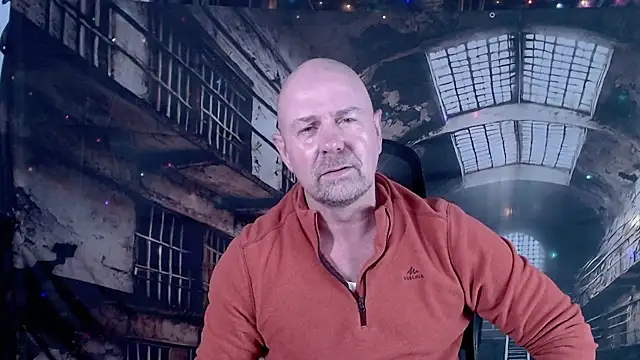 ManlyPrisonGuy webcam