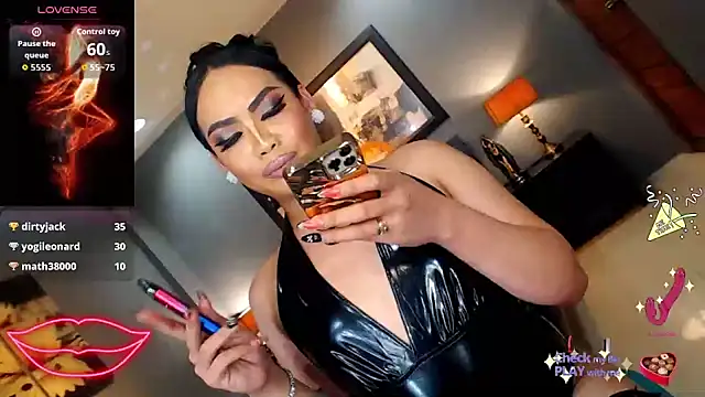 FridaHumphrey webcam