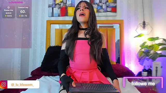 Luu_Blossom webcam
