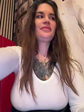 tattoogirlalia - TattooGirlAlia's free webcam - UK Sex Cams