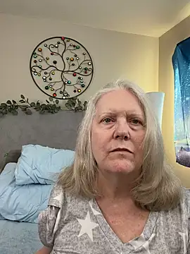 Kaitlyn_Winters webcam stripchat model stream image