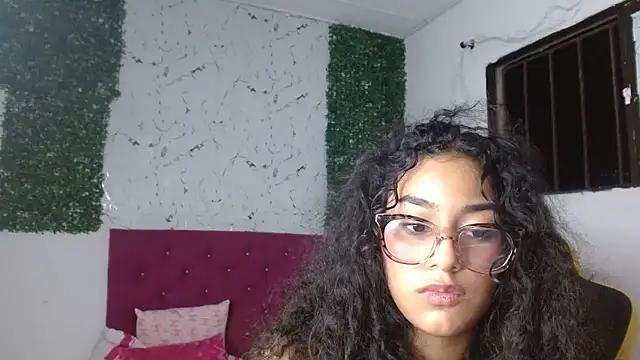 emily_stars1 webcam