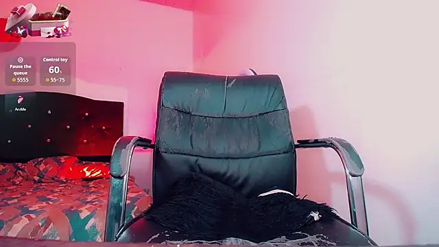 Kendall_hornyy webcam